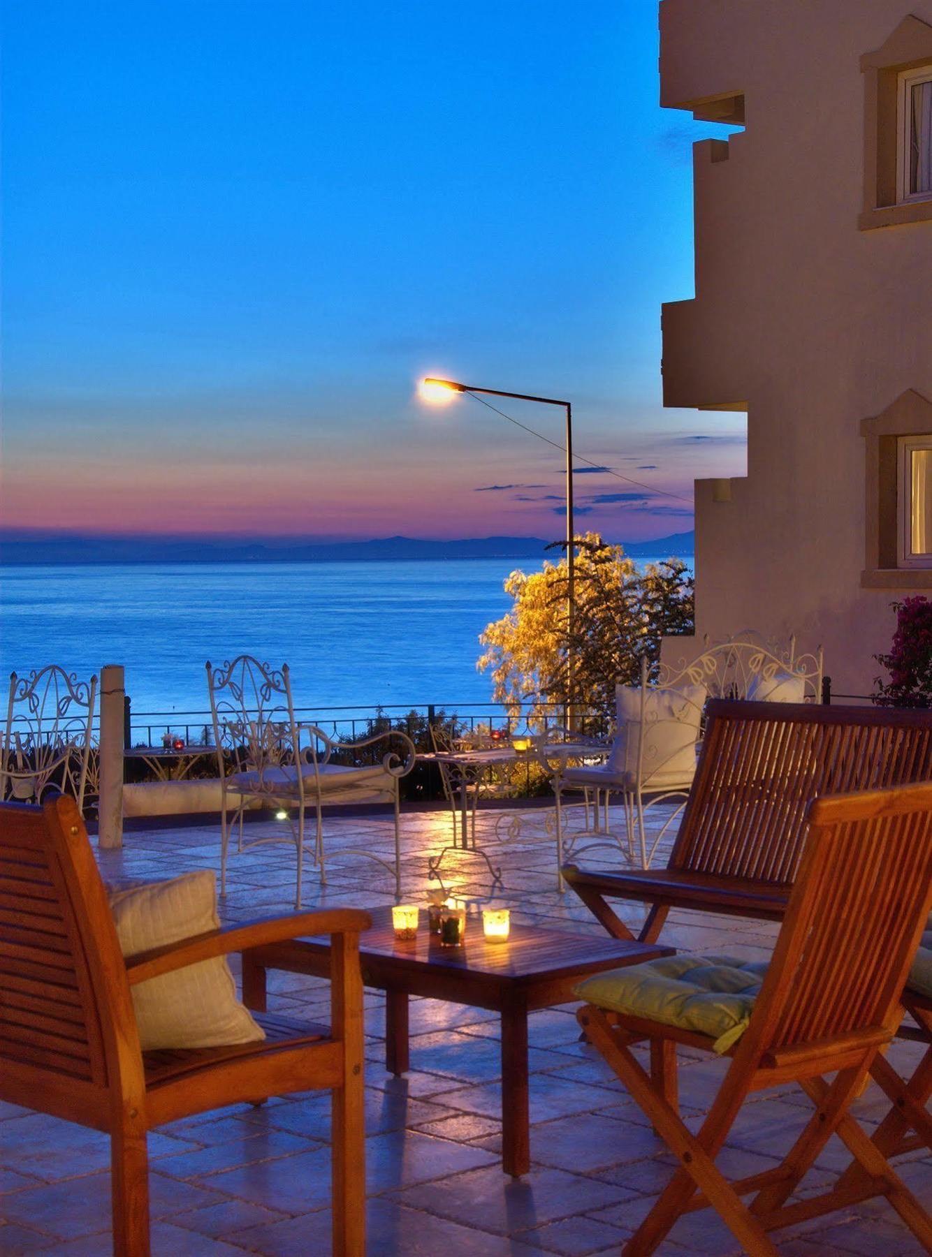 Carina Kuşadası
